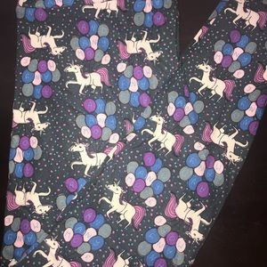 Tall & Curvy Lularoe Birthday unicorn leggings